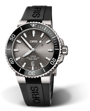Aquis Titanium Date