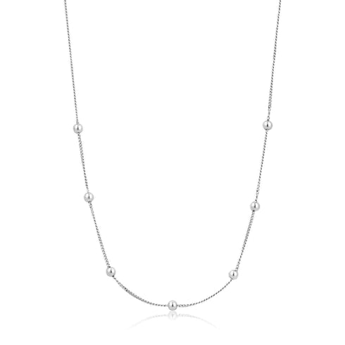 Collier de perles moderne