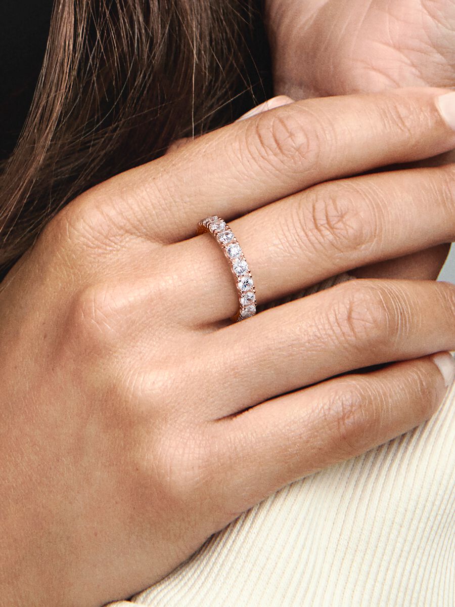 Bague éternité Line scintillante