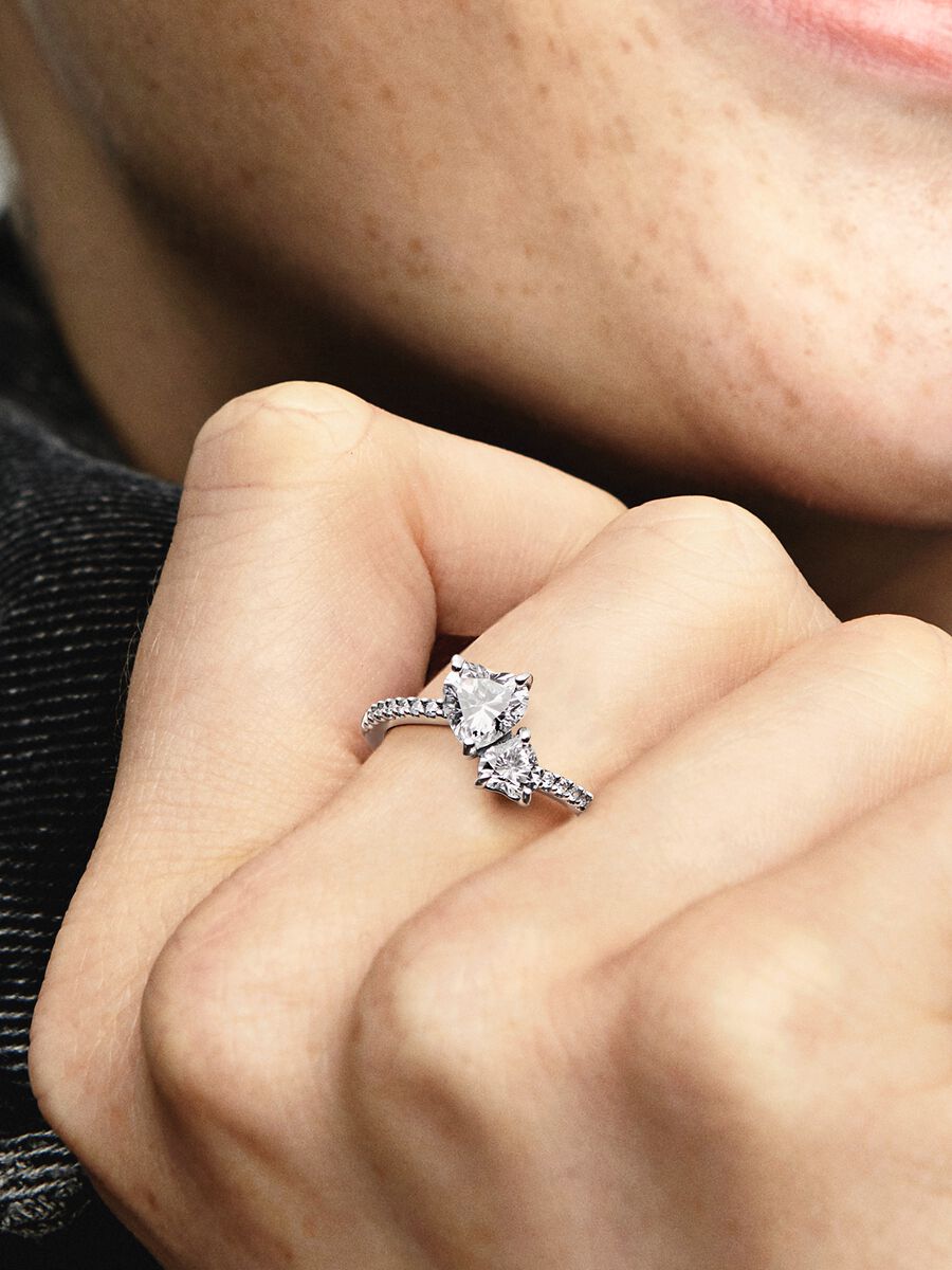 Bague scintillante à double cœur