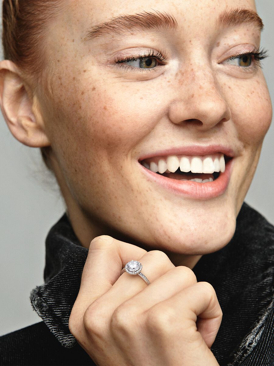 Bague ronde scintillante