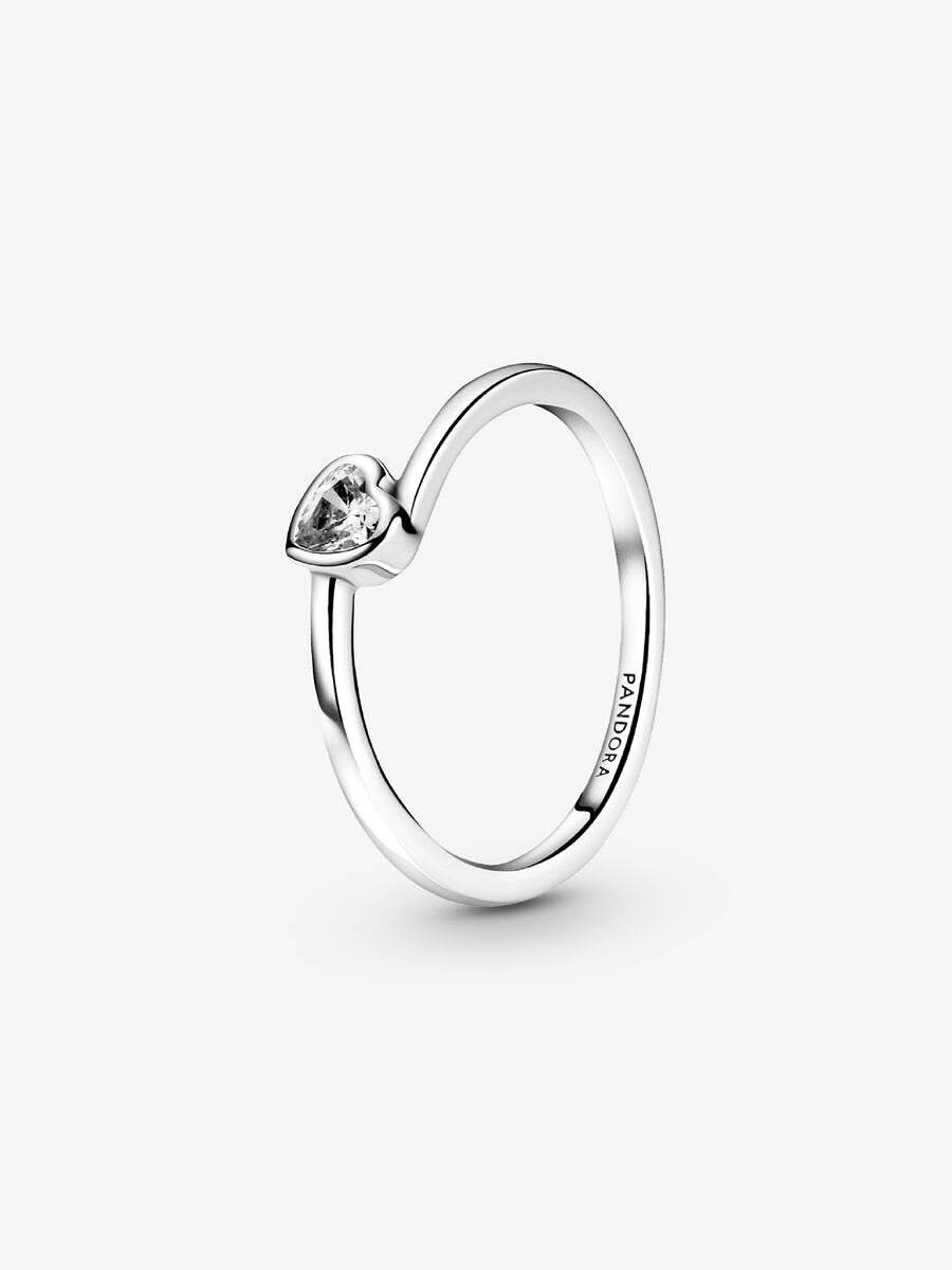 Bague à solitaire Cœur transparent incliné