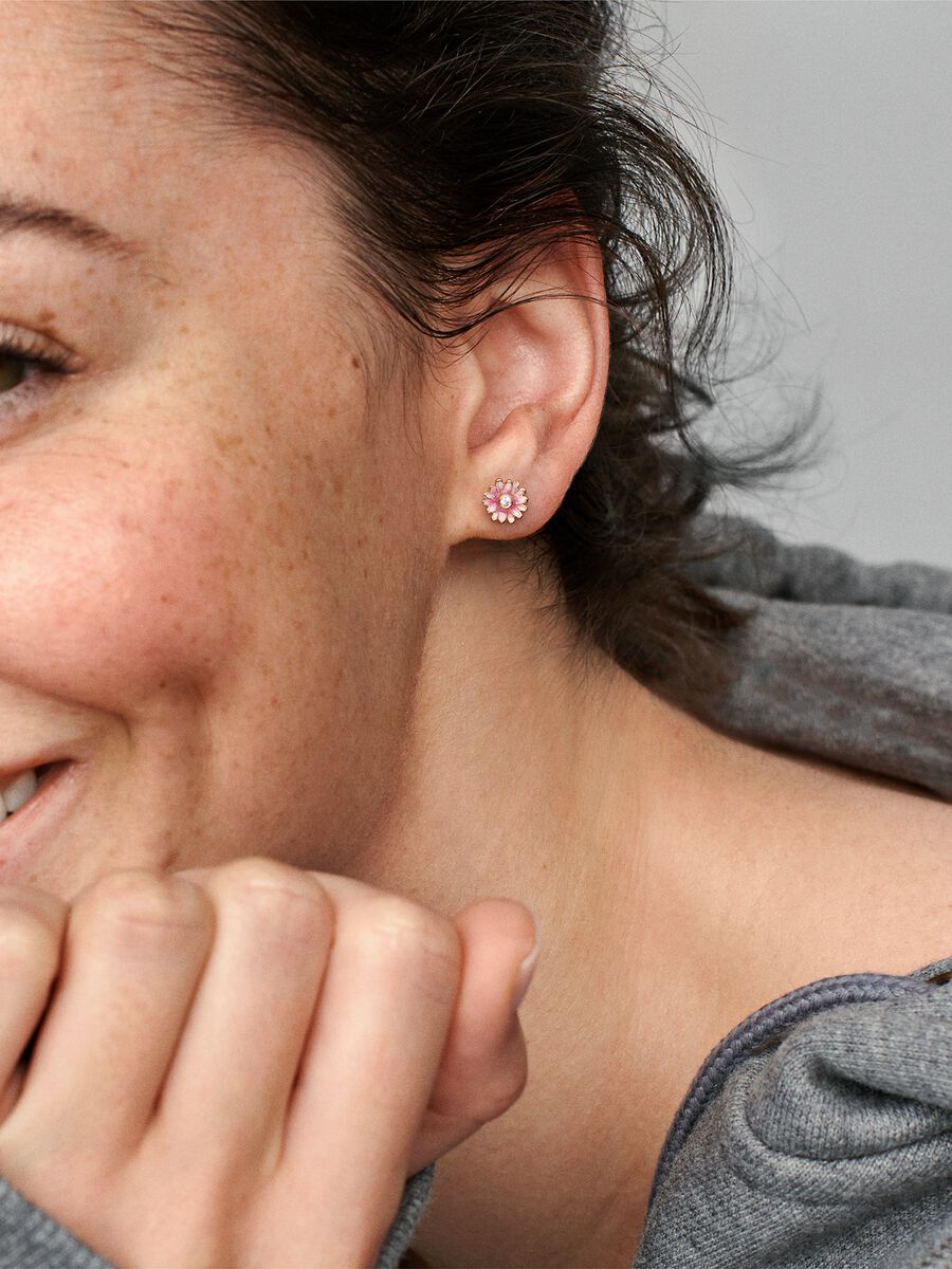 Clous d’oreille Marguerite rose