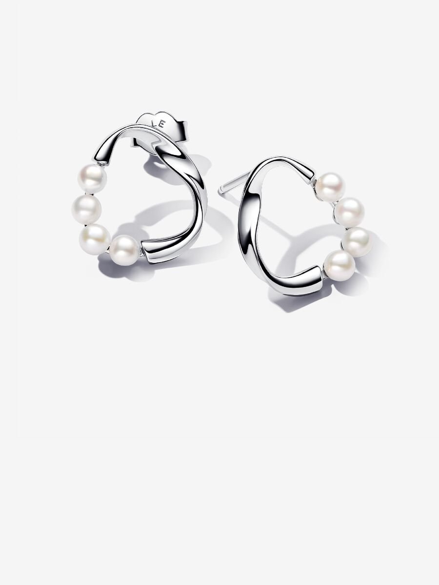 Clous d’oreilles Cercle de forme organique et perles de culture d’eau douce traitées