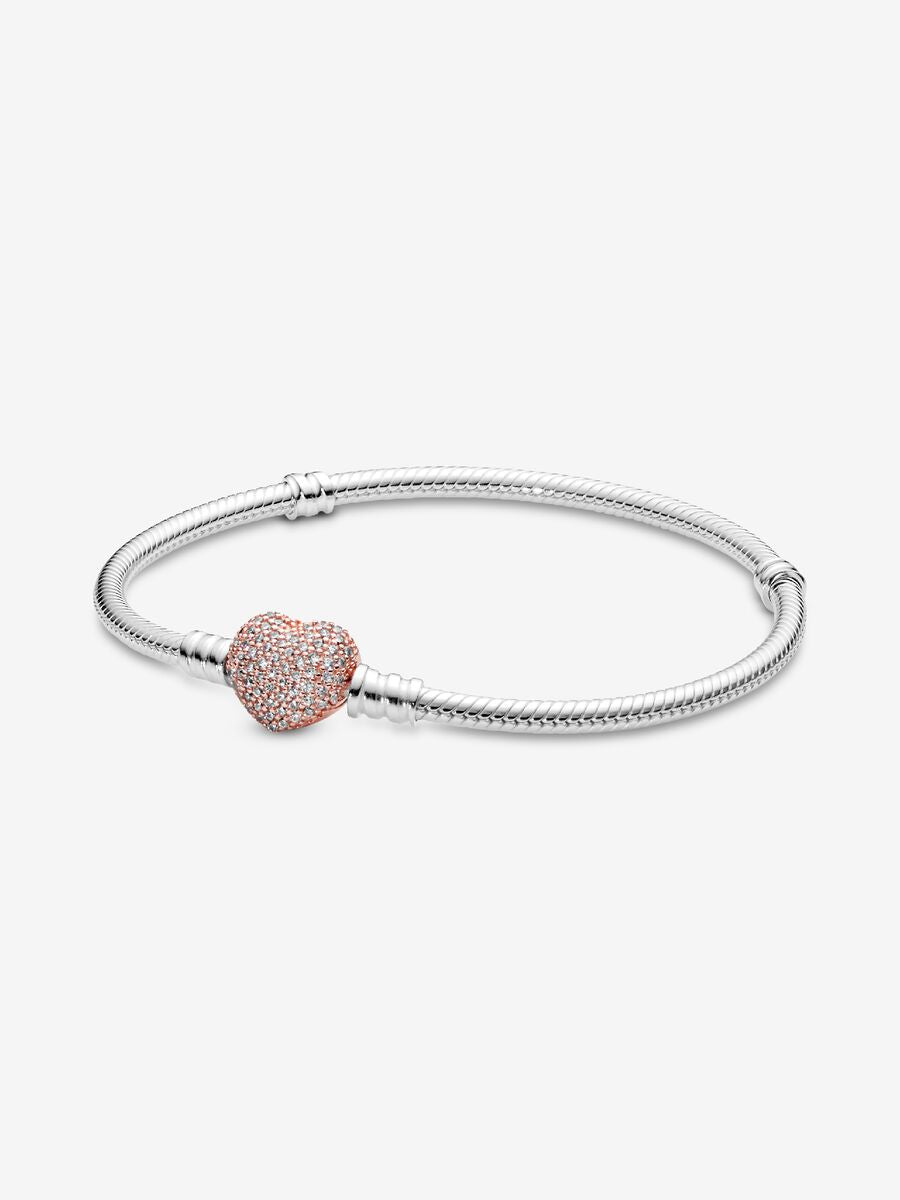 Bracelet à chaîne serpentine avec fermoir en forme de cœur en pavé Pandora Moments