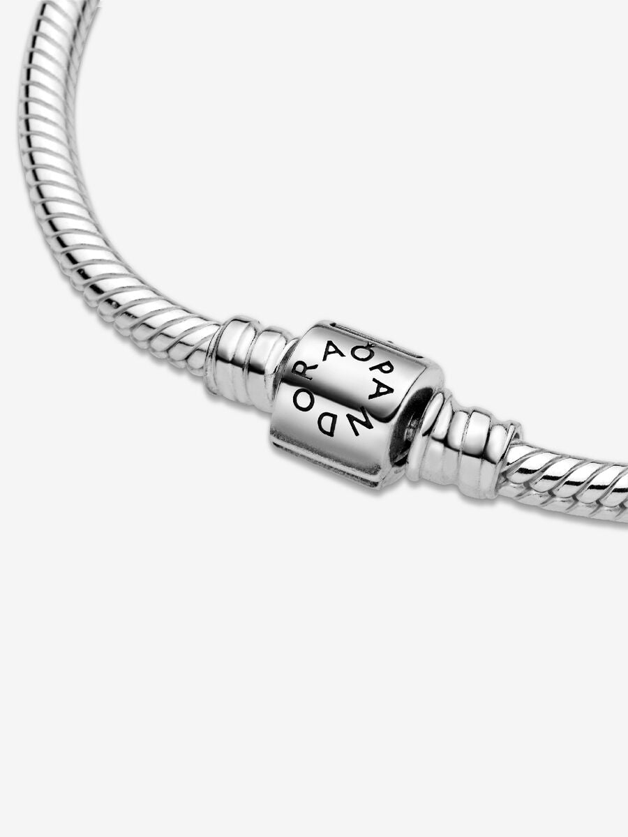 Bracelet à fermoir à barillet et à chaîne serpentine Pandora Moments