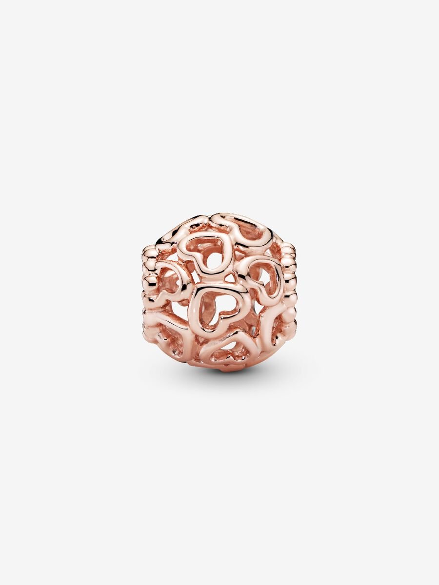 Charm recouvert de cœurs