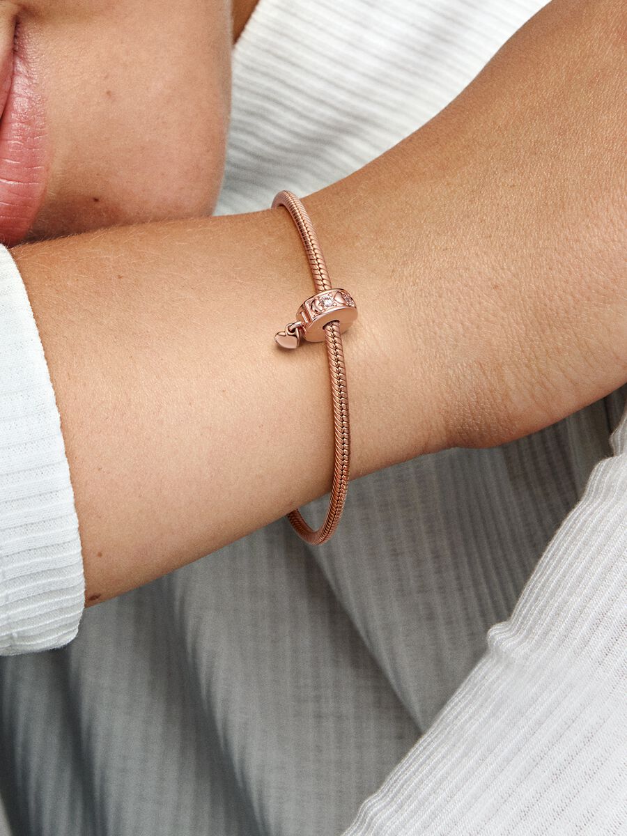 Charm en clip pendentif Cœurs infinis scintillants