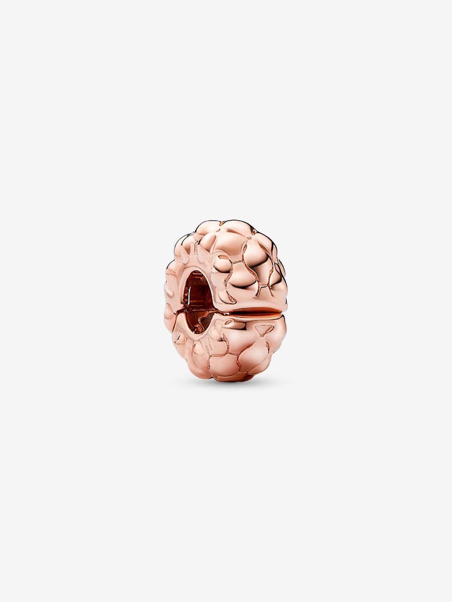 Charm en clip clouté