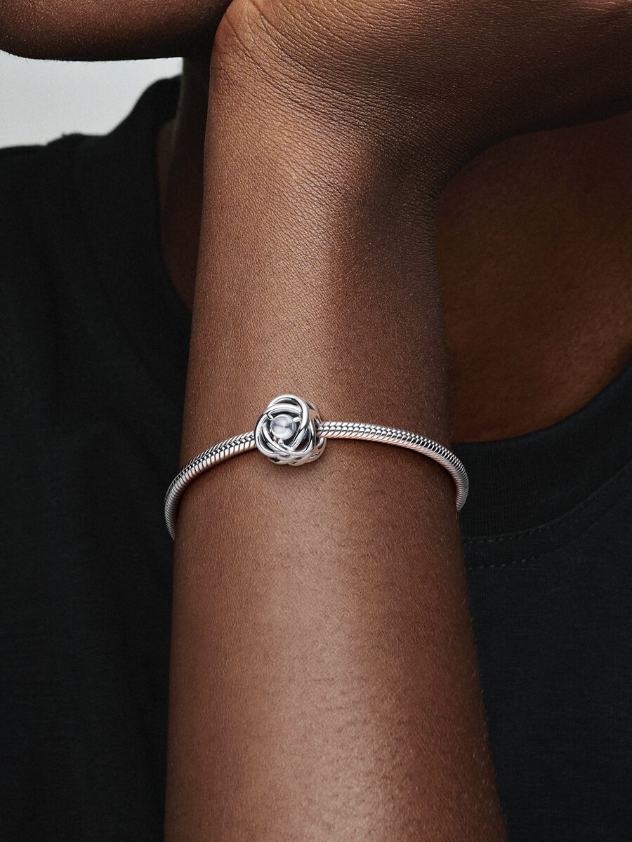 Avril Charm Cercle éternel incolore