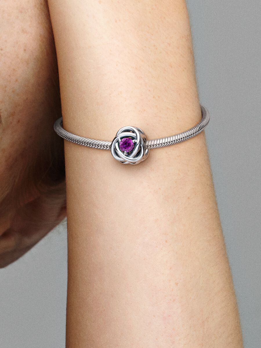 Février Charm Cercle éternel mauve