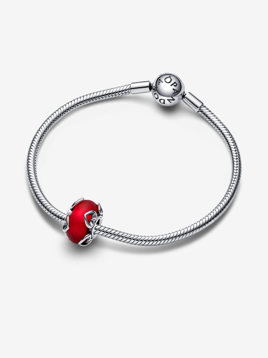Charm en verre de Murano rouge givré avec cœur
