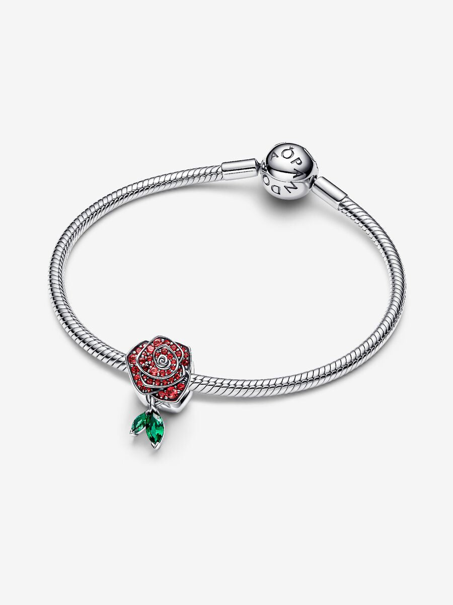 Charm Rose scintillante en fleur