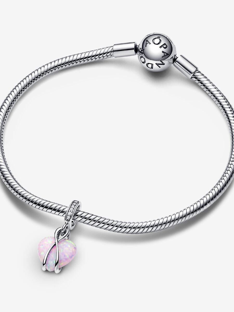 Charm-pendentif en forme de cœur opalescent « Maman »