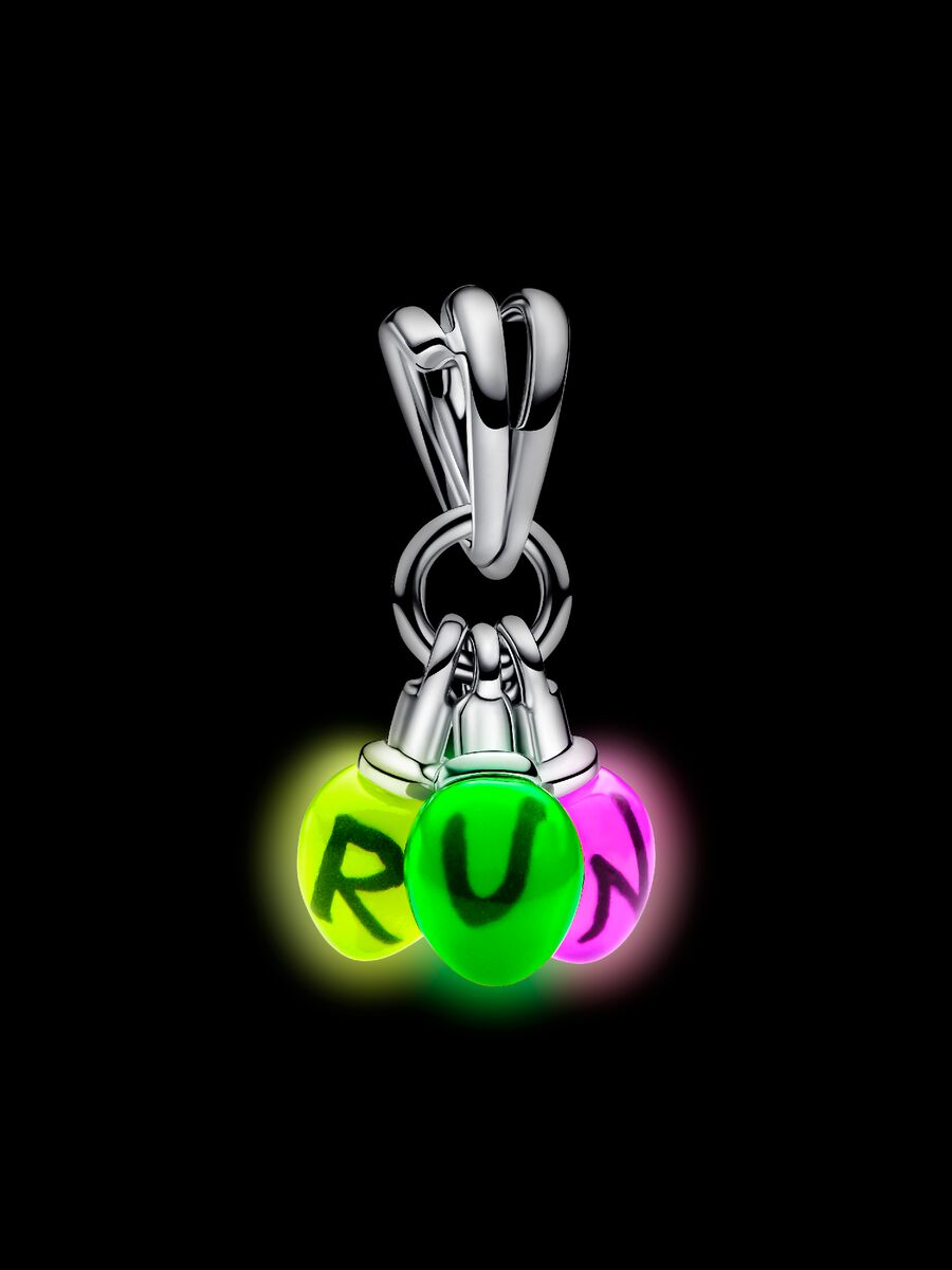 Charm-pendentif phosphorescent Run de Stranger Things
