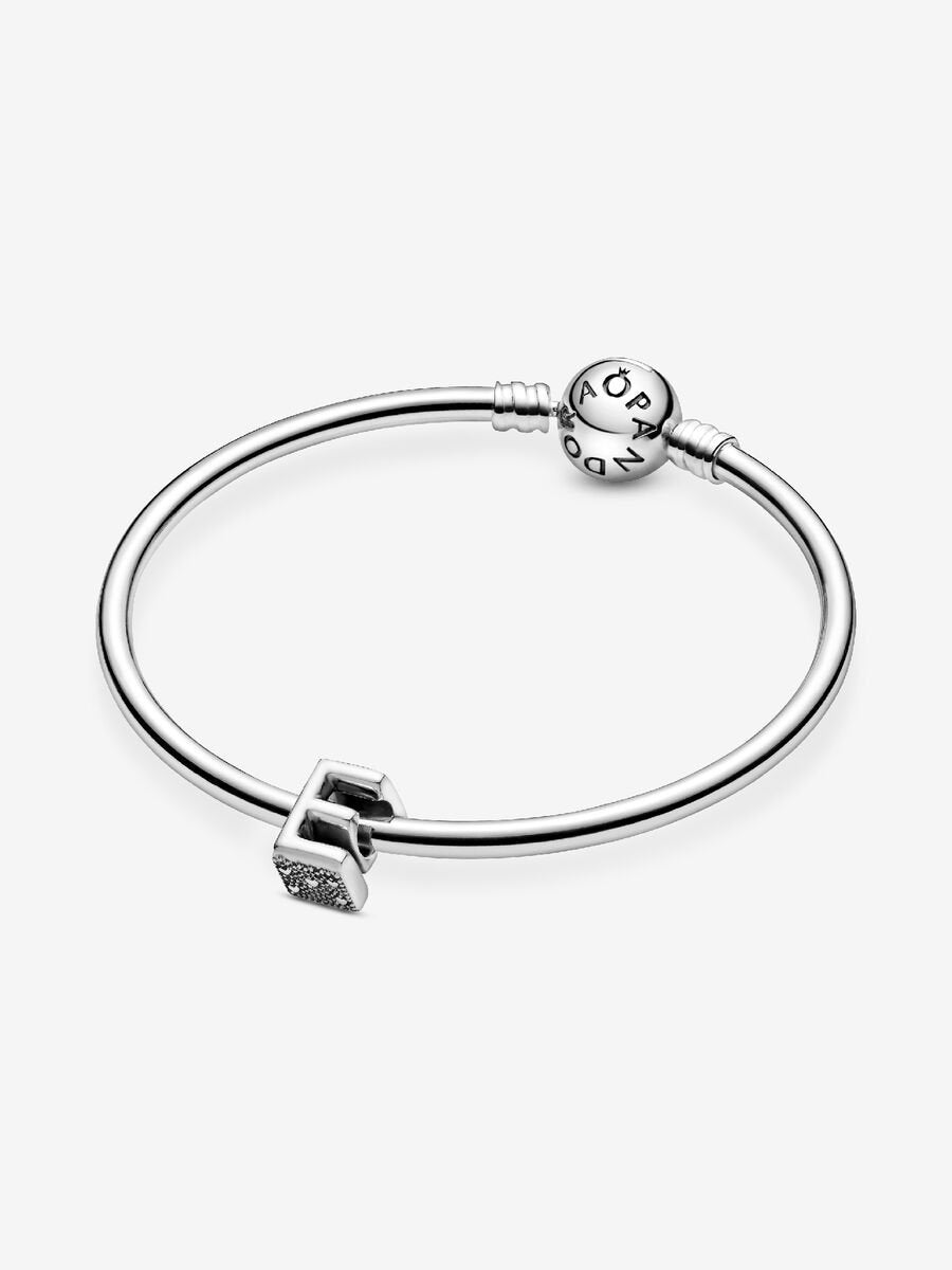 Charm Alphabet Lettre E