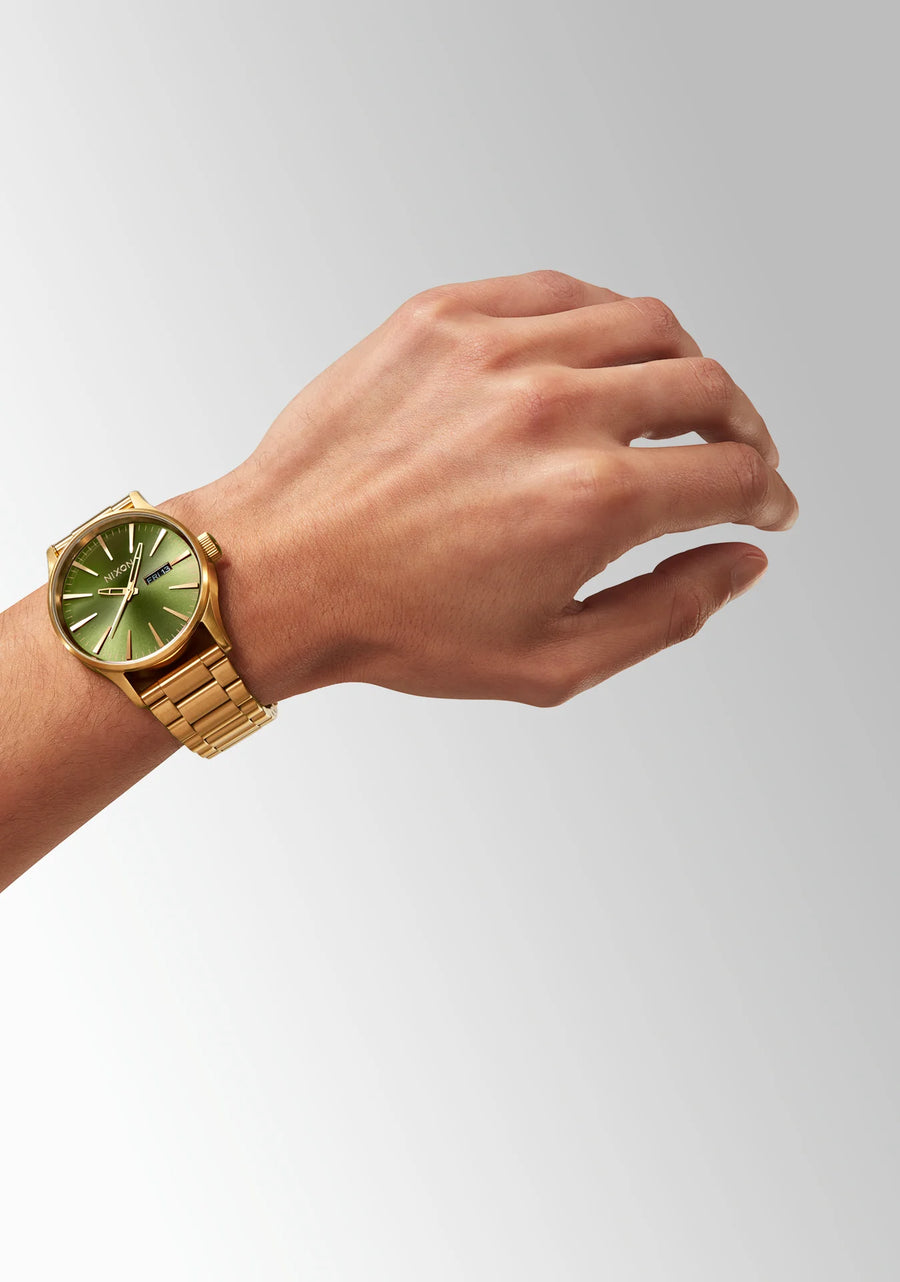 Nixon montre Sentry SS Doré / soleil vert