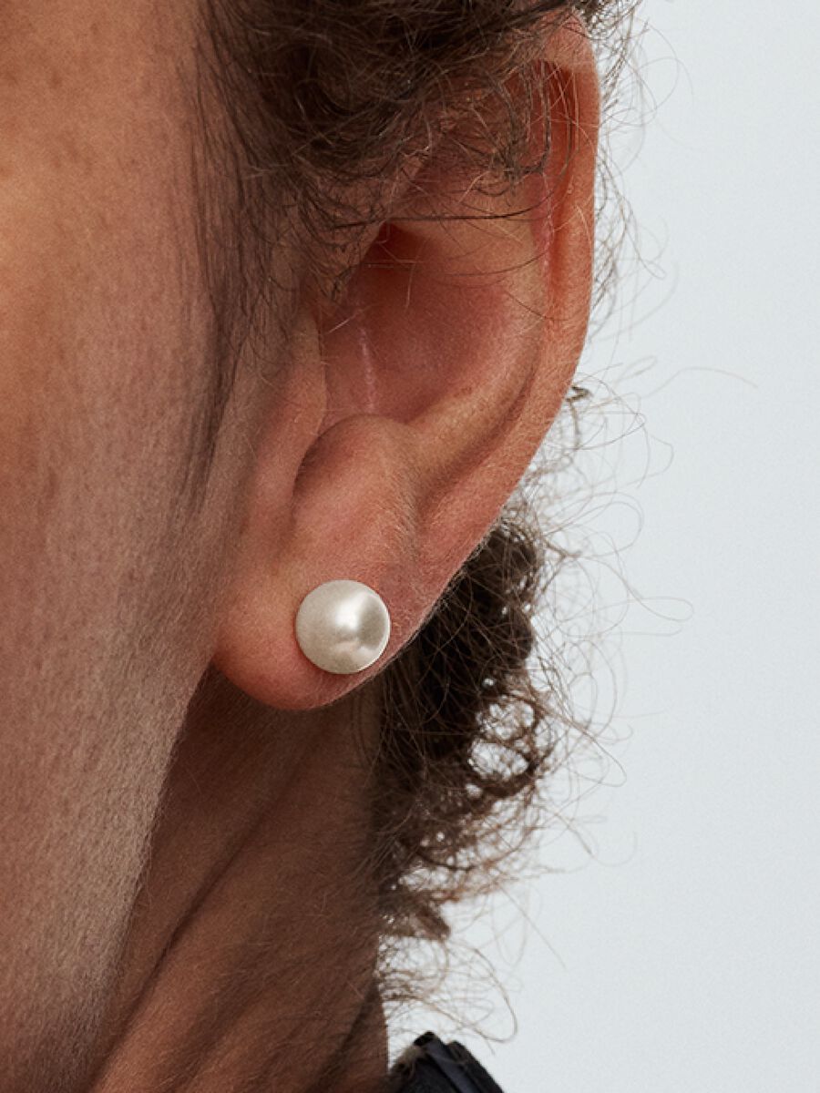 Clous d’oreille à perle de culture d’eau douce traitée de 7 mm
