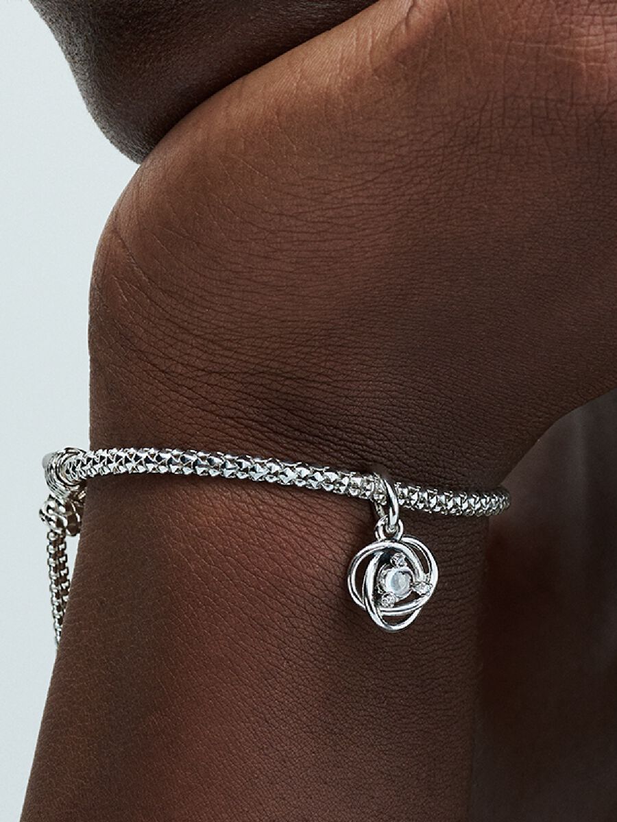 Avril Charm-pendentif Cercle éternel incolore