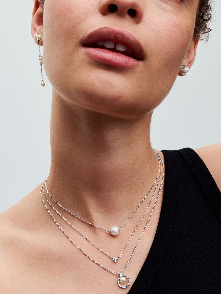 Collier pavé et perle de culture d’eau douce traitée