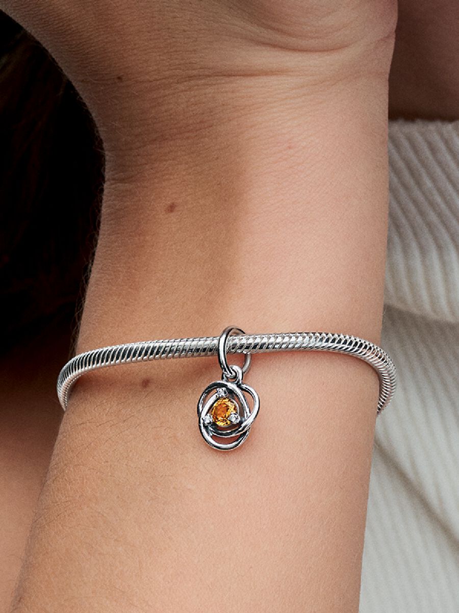 Novembre Charm-pendentif Cercle éternel miel