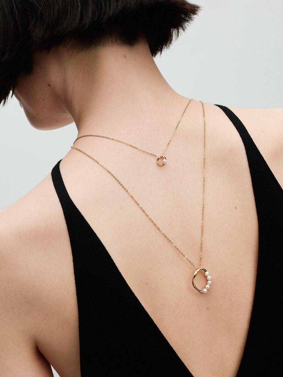 Collier Cercle en pavé de forme organique et perle de culture d’eau douce traitée