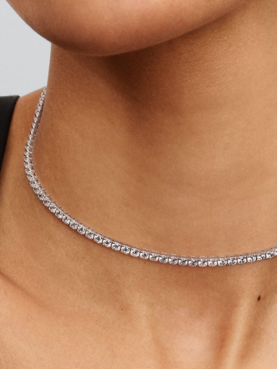 Collier ras-de-cou tennis