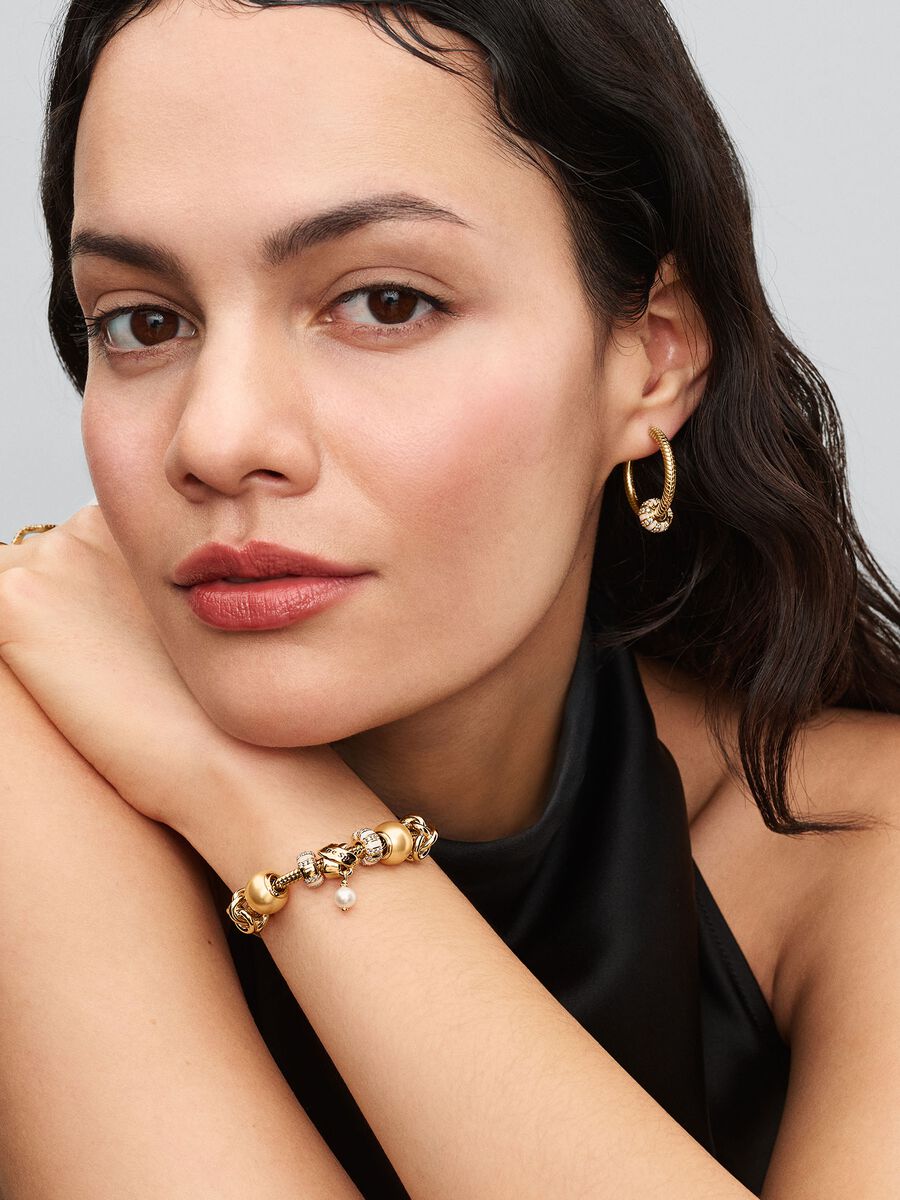Charm doré