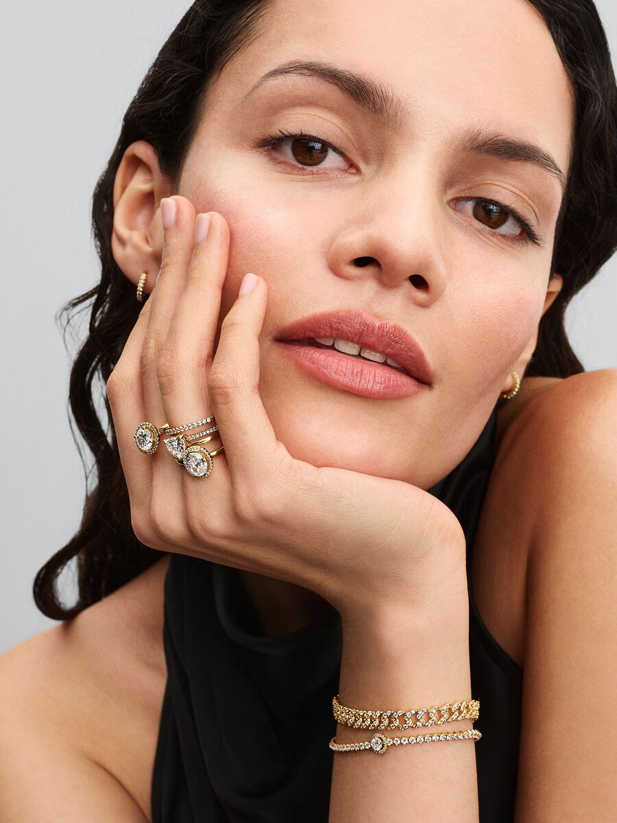 Bague Halo ovale scintillante