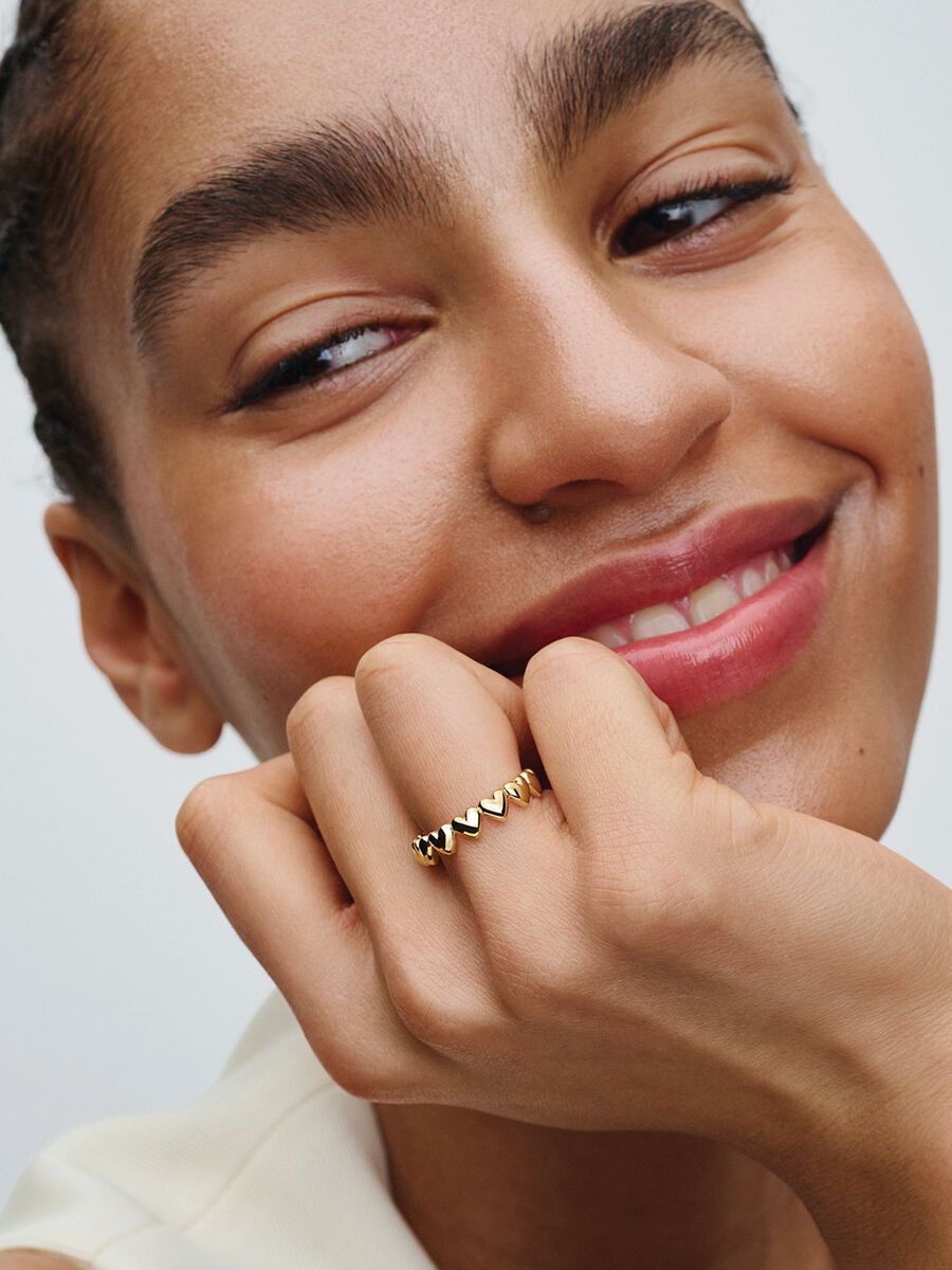 Bague Rangée de cœurs