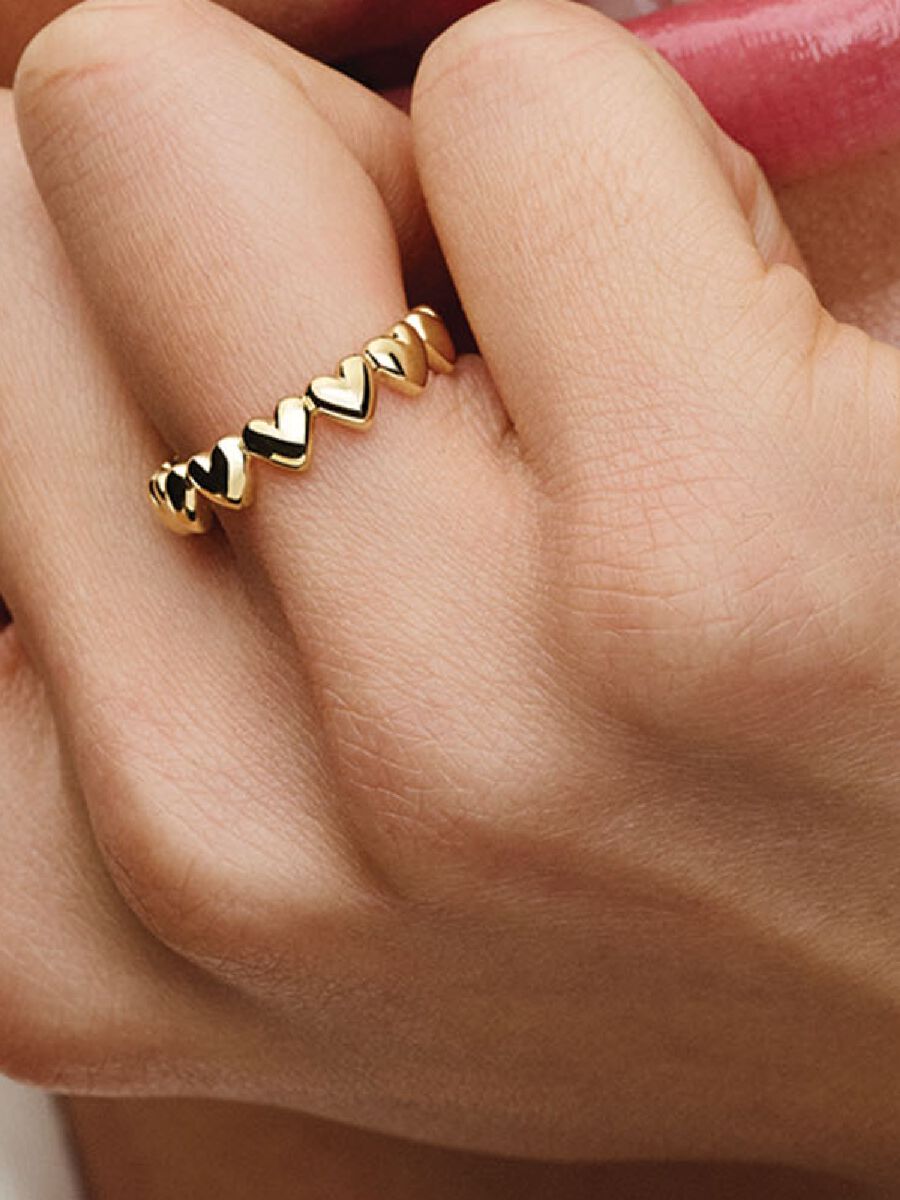 Bague Rangée de cœurs