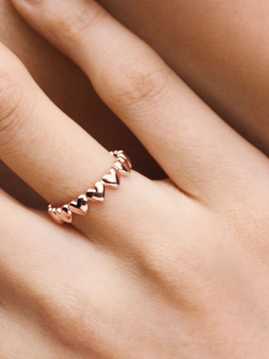 Bague Rangée de cœurs
