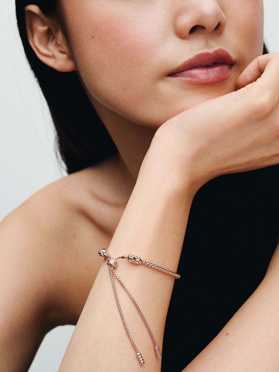 Bracelet coulissant à chaîne cloutée