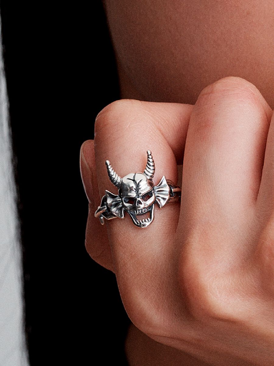 Bague Hellfire Club de Stranger Things