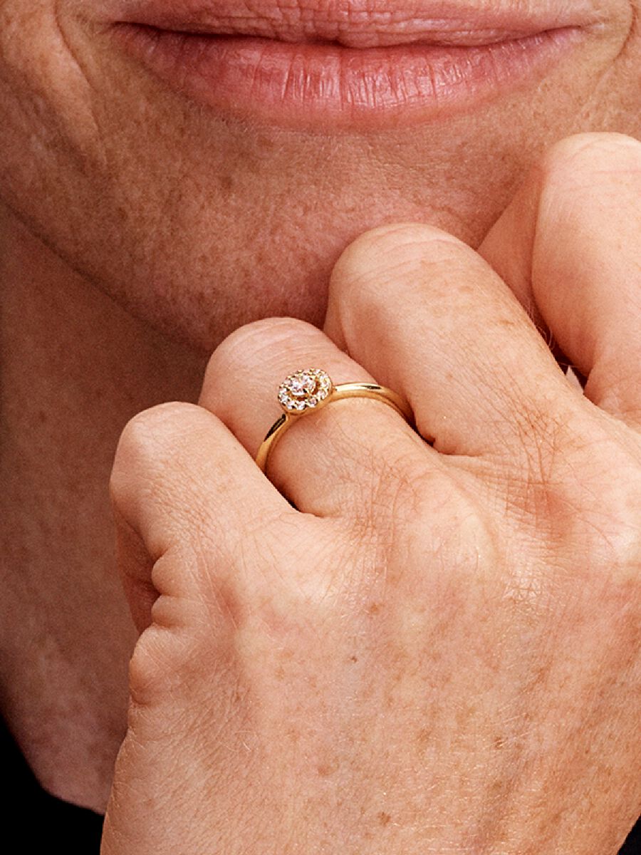 Bague Halo ronde pavée