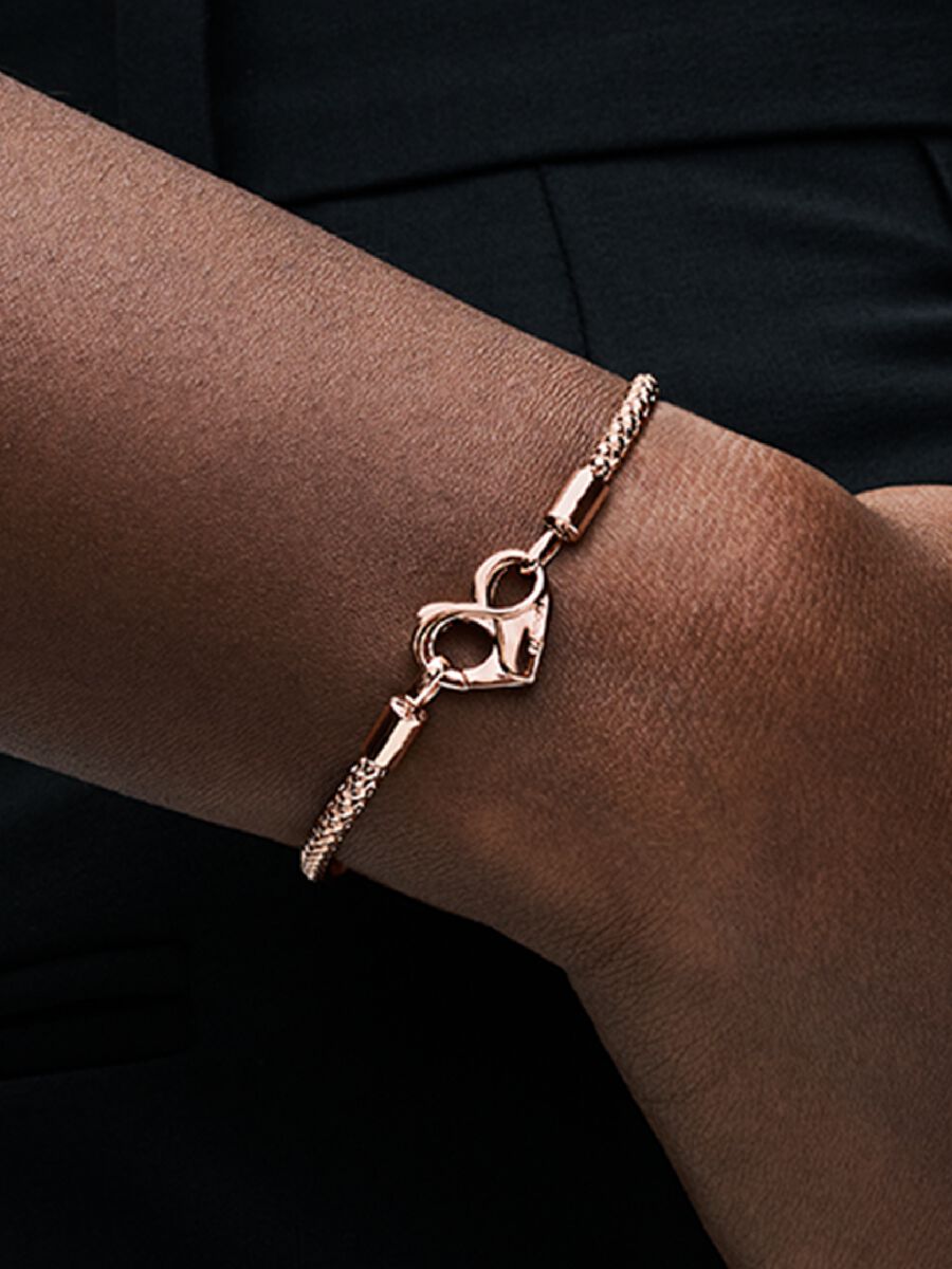 Bracelet à chaîne cloutée Pandora Moments