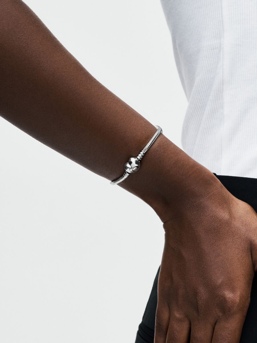 Bracelet à fermoir en cœur et à chaîne serpentine Pandora Moments