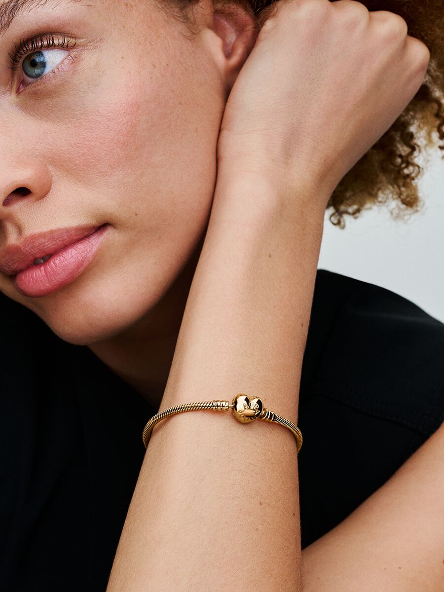 Bracelet à fermoir en cœur et à chaîne serpentine Pandora Moments