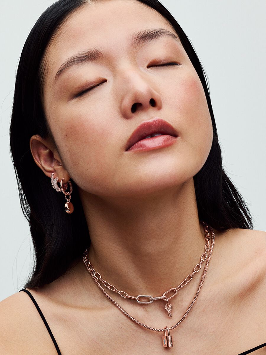 Collier à chaîne cloutée Pandora Moments