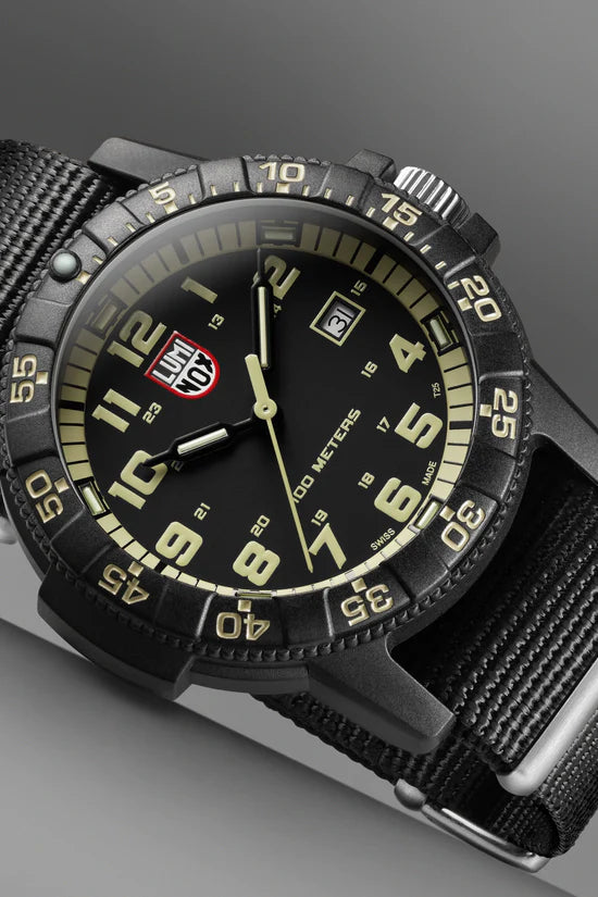 LUMINOX LEATHERBACK SEA TURTLE GIANT 0333