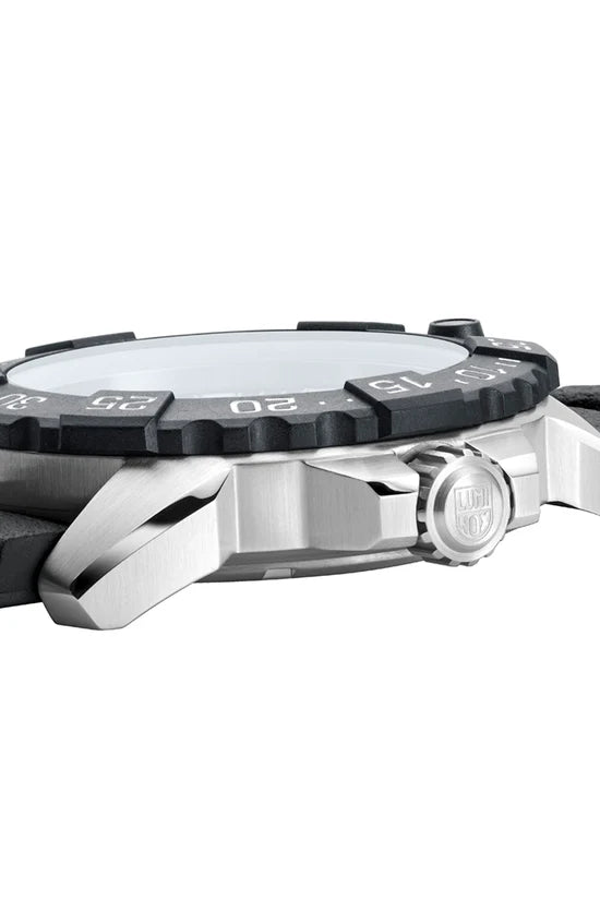 LUMINOX NAVY SEAL STEEL 3251.CB