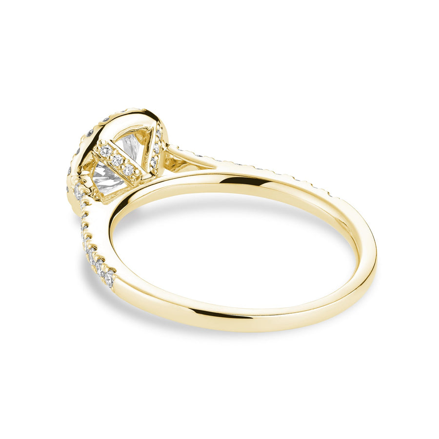 Round Halo Diamond Engagement Ring