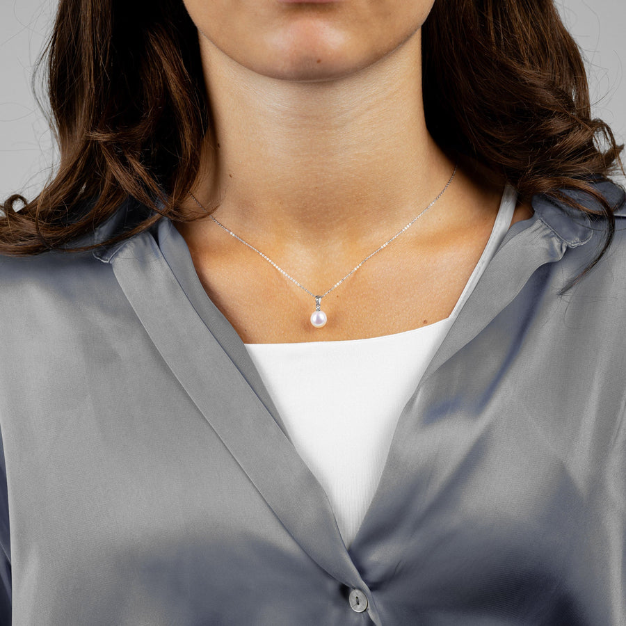 Cultured Freshwater & Diamond Pendant