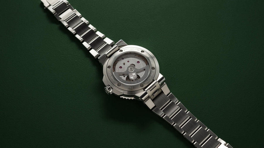 Aquis Date Calibre 400