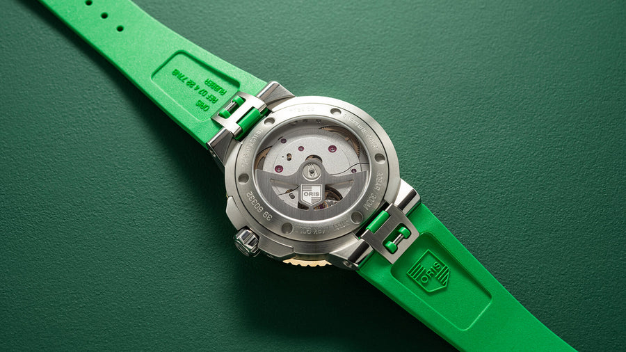 Aquis Date Calibre 400
