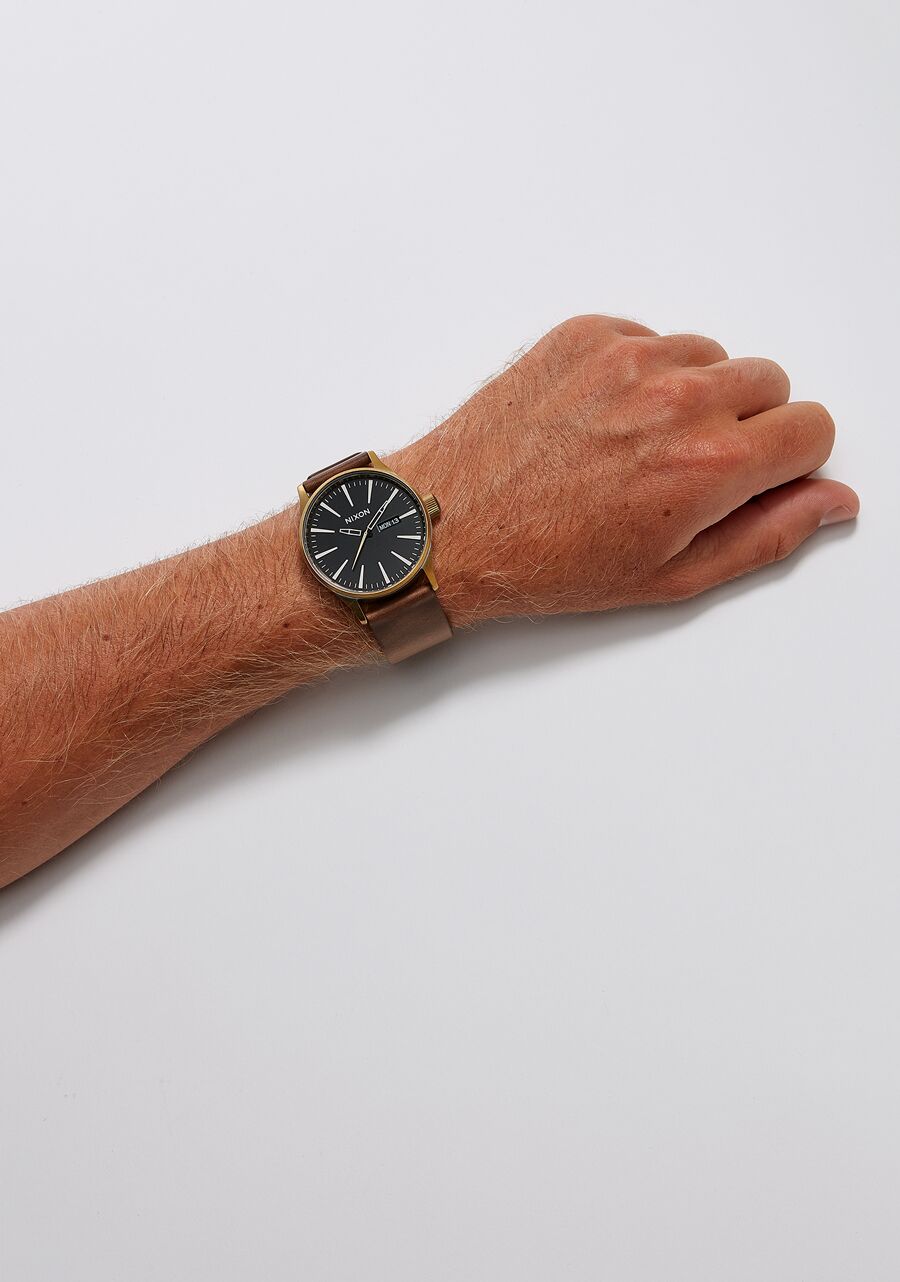 NIXON Sentry Cuir Brun/Brass 42mm
