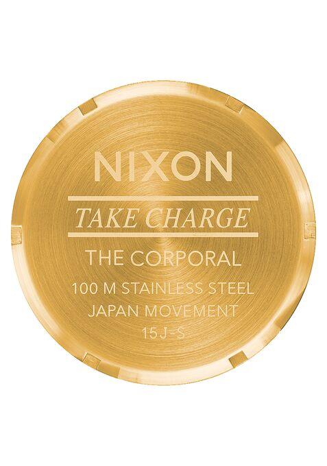 NIXON Corporal SS Gold avec fond noir 48mm