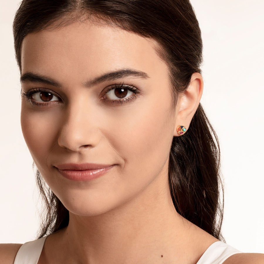 clous d'oreilles pierres multicolores