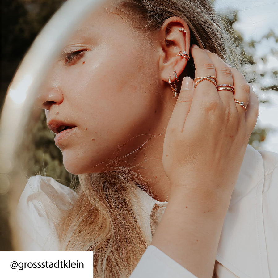 Bague perles avec pierres blanches or