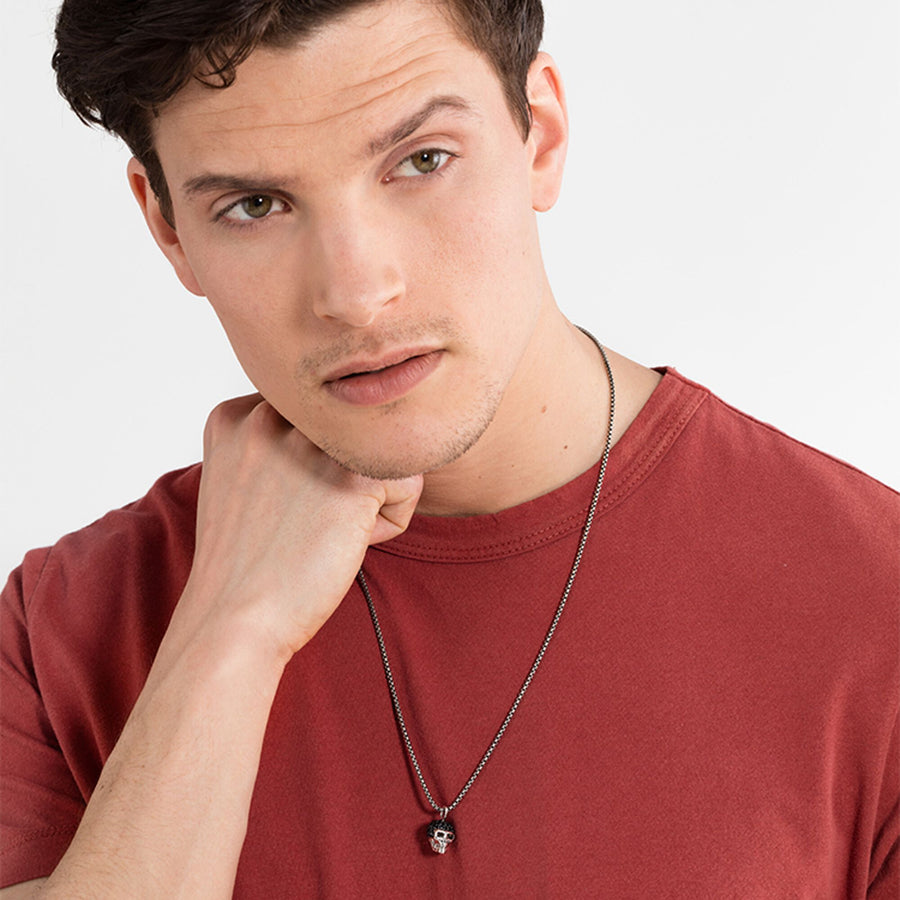 Pendentif tête de mort avec pavé